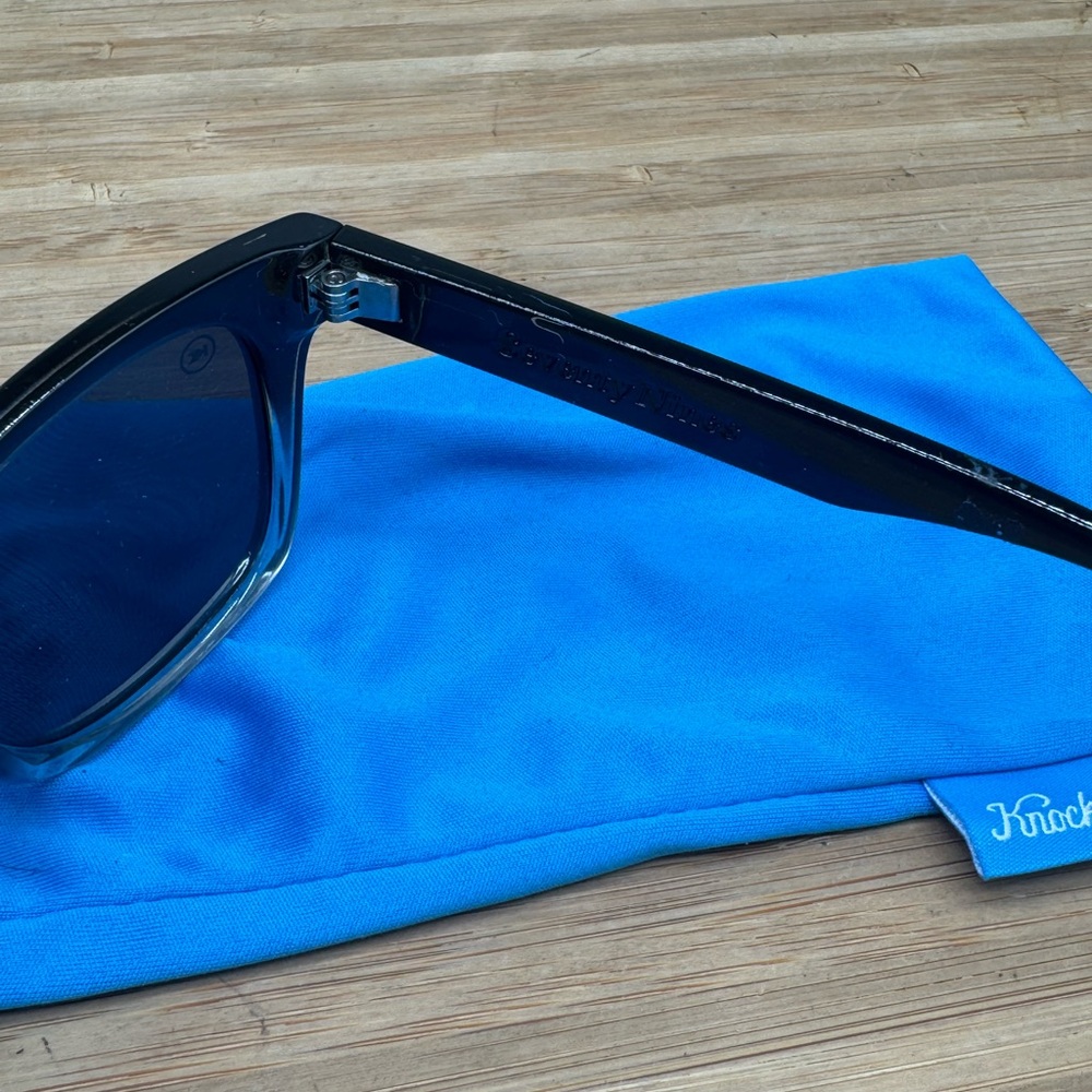 Knockaround Black Polarized Sunglasses unisex - Picture 9 of 9